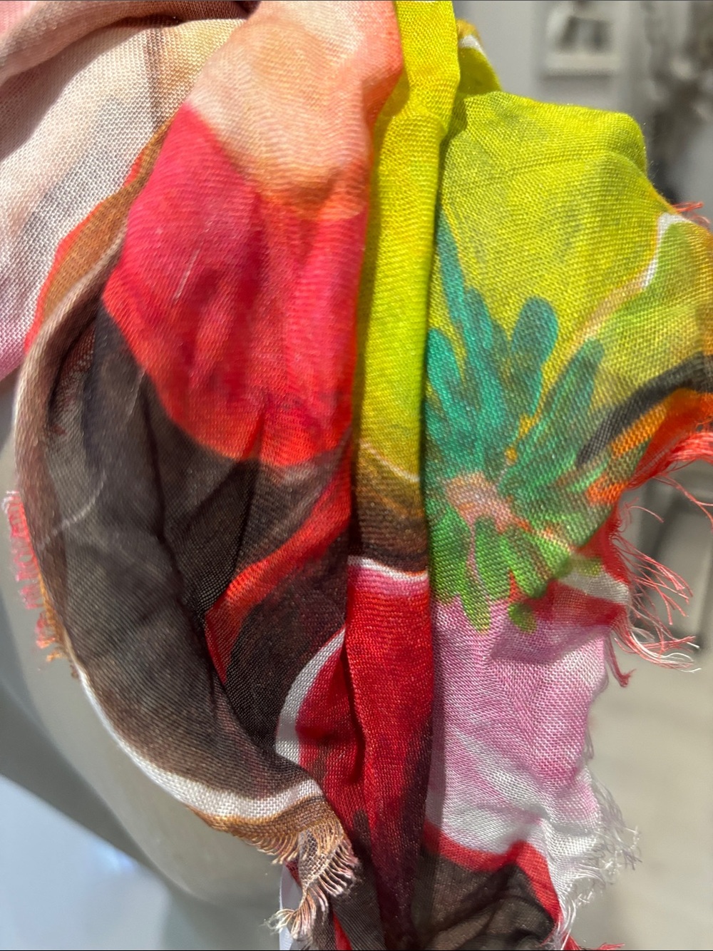 Scarves & Wraps - Picture 4 of 7